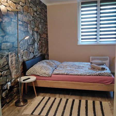 Desi Apartman คาโปชวาร์ ภายนอก รูปภาพ