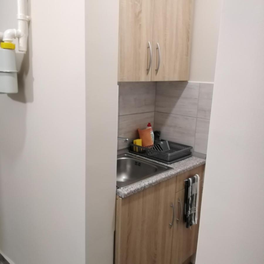 Desi Apartman คาโปชวาร์ ภายนอก รูปภาพ